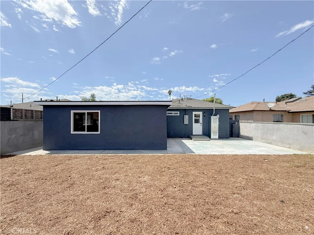 900 Evers Avenue Compton, CA 90220