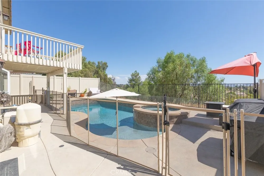 24111 Morning Dove Murrieta, CA 92562