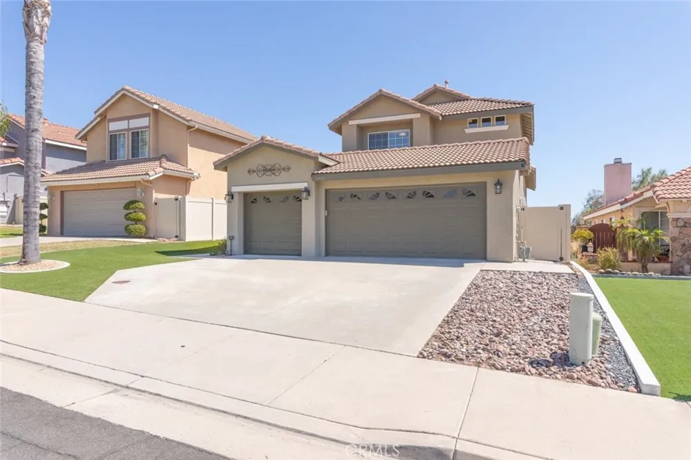 24111 Morning Dove Murrieta, CA 92562