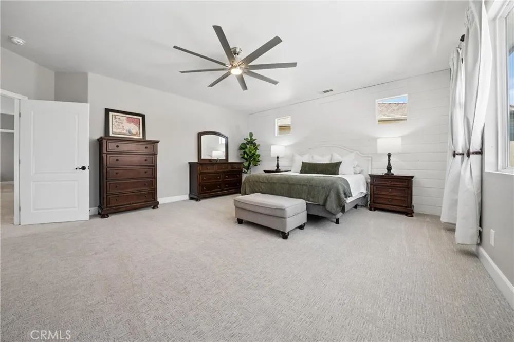 28746 High Ridge Drive Saugus, CA 91390