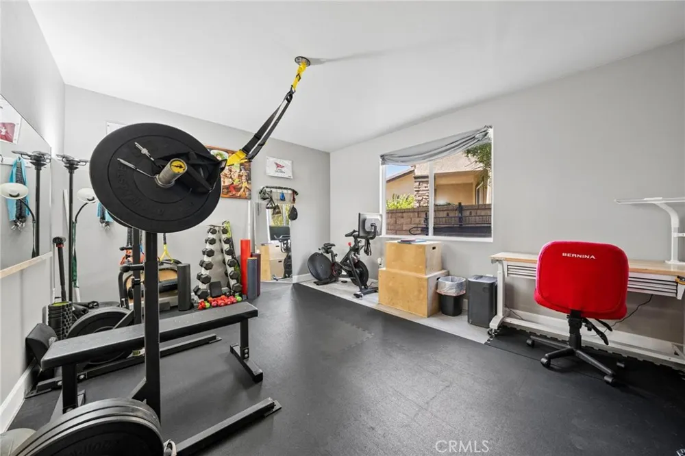 28746 High Ridge Drive Saugus, CA 91390