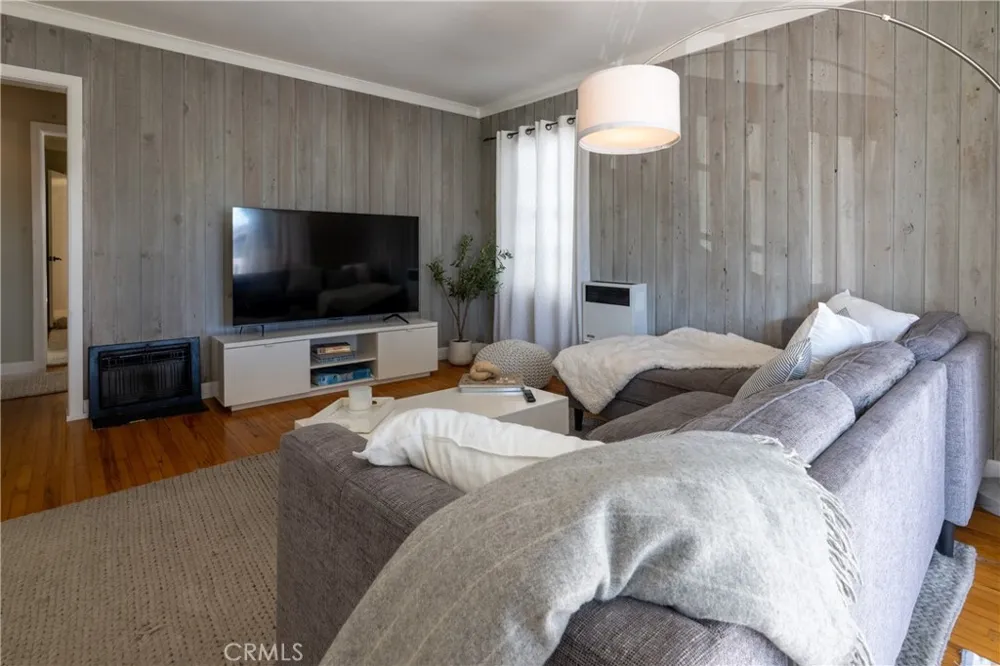 747 31st Street Manhattan Beach, CA 90266