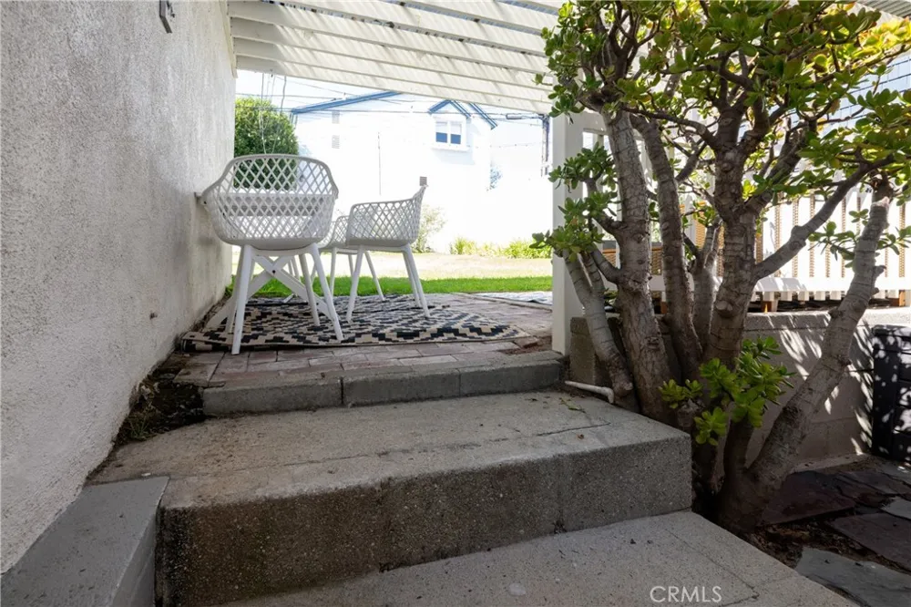 747 31st Street Manhattan Beach, CA 90266
