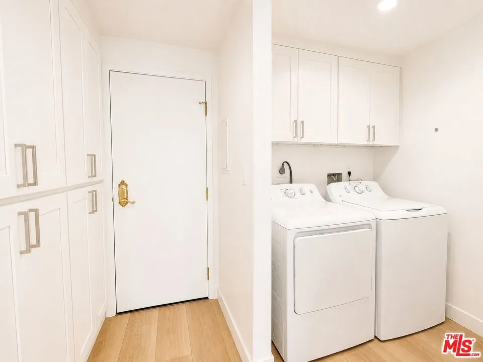 10390 WILSHIRE BOULEVARD #1702 Los Angeles, CA 90024