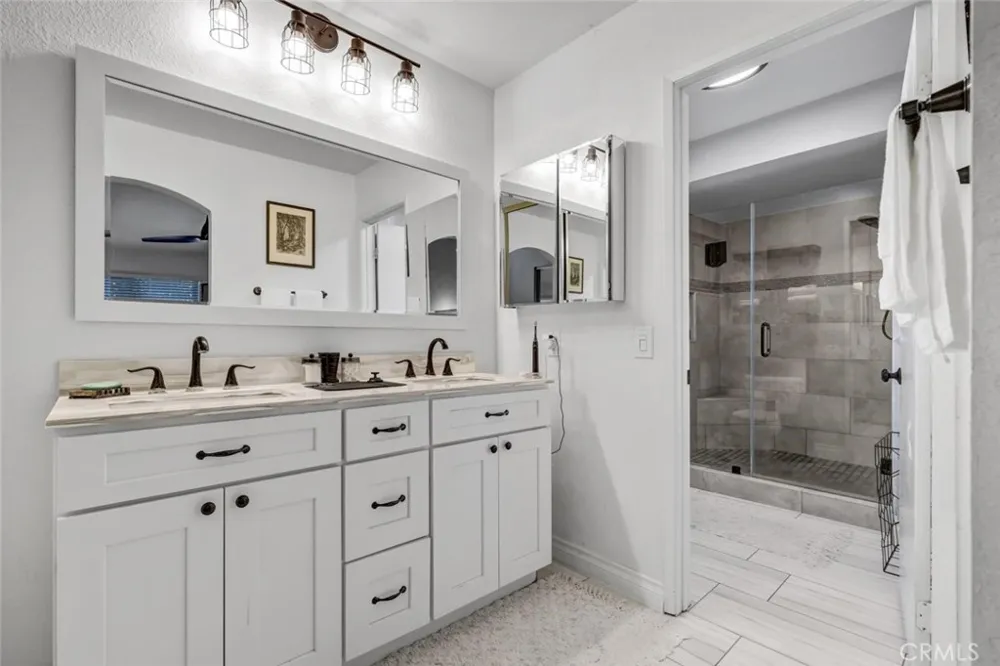 26626 El Toboso Mission Viejo, CA 92691