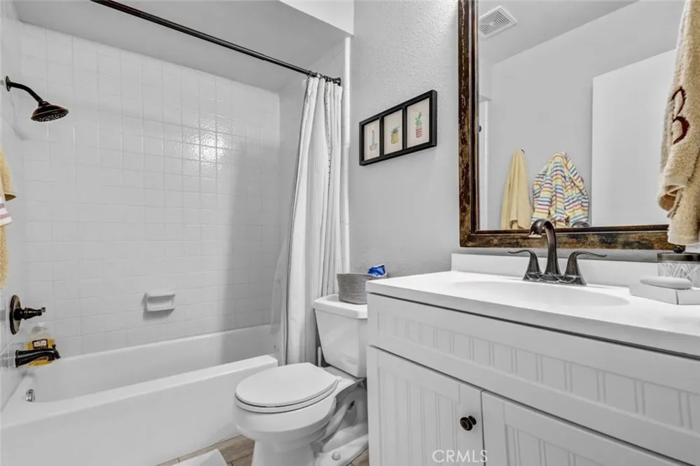 26626 El Toboso Mission Viejo, CA 92691
