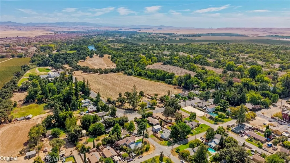15994 3rd Street Snelling, CA 95369