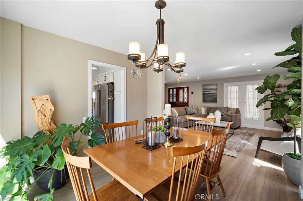 9972 Aster Circle Fountain Valley, CA 92708