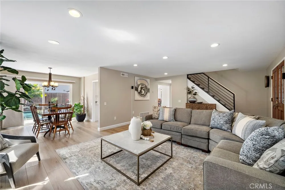 9972 Aster Circle Fountain Valley, CA 92708