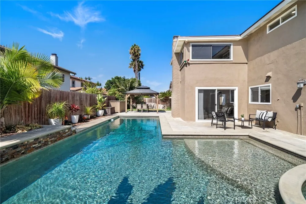 9972 Aster Circle Fountain Valley, CA 92708