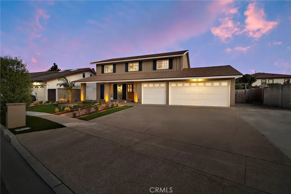 9972 Aster Circle Fountain Valley, CA 92708