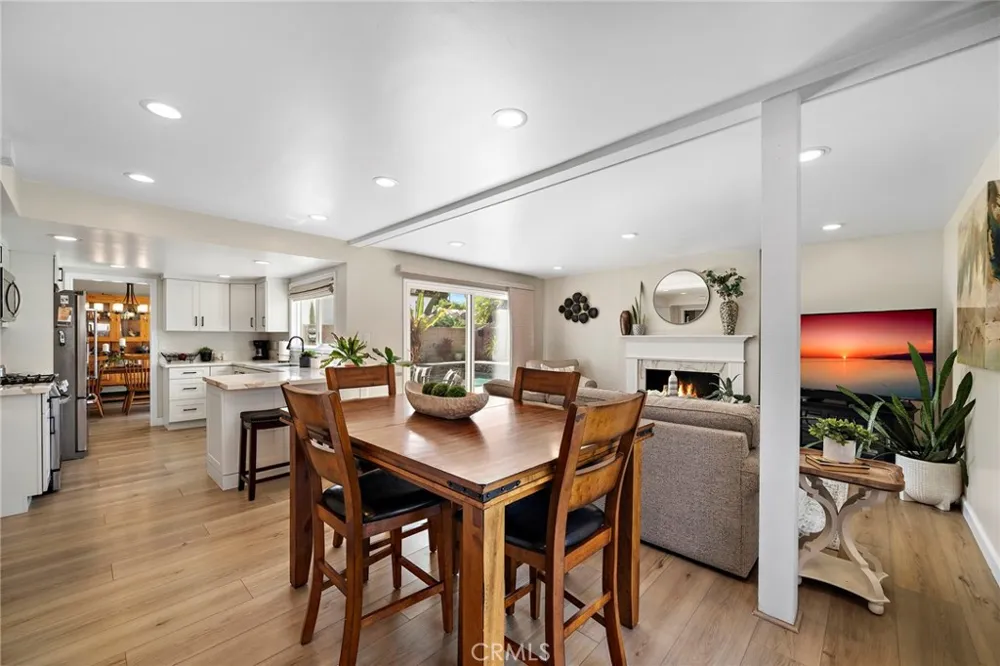 9972 Aster Circle Fountain Valley, CA 92708