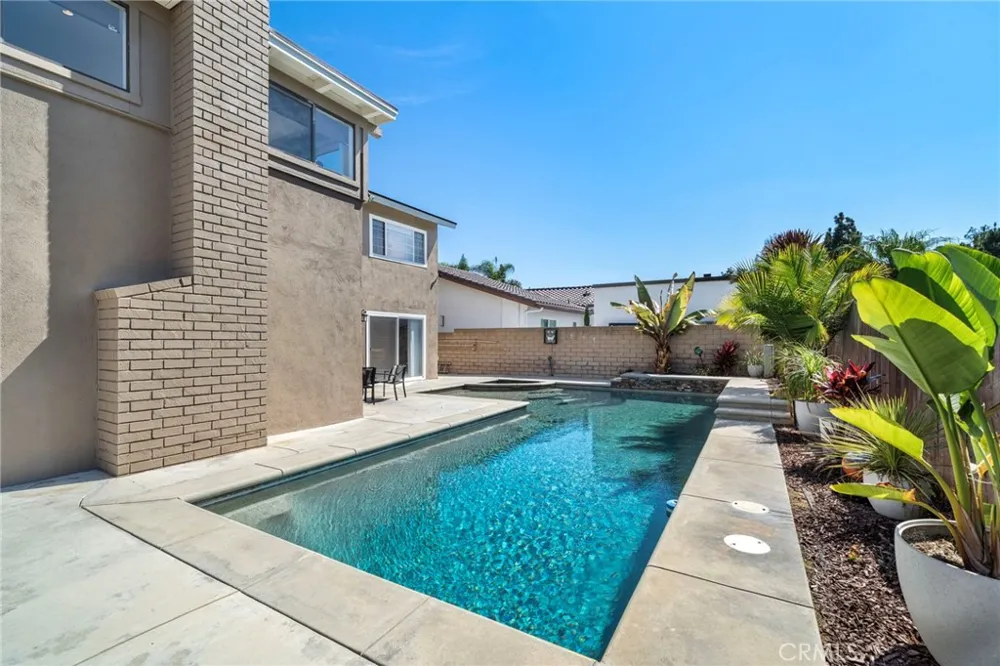 9972 Aster Circle Fountain Valley, CA 92708