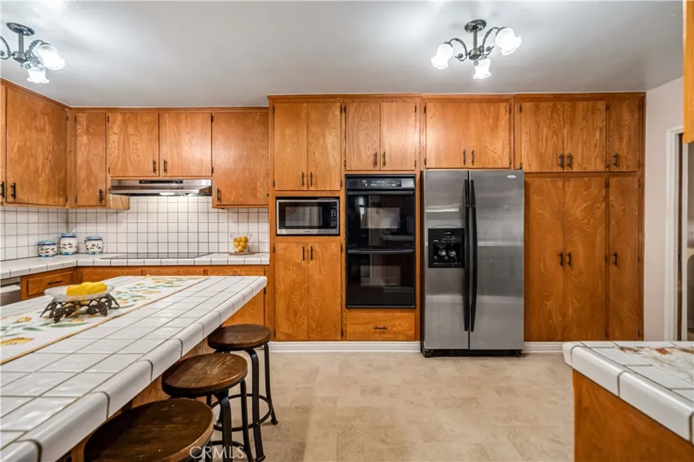 1734 W Lancaster Boulevard Lancaster, CA 93534