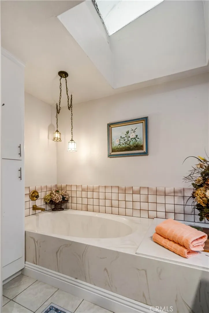 1734 W Lancaster Boulevard Lancaster, CA 93534