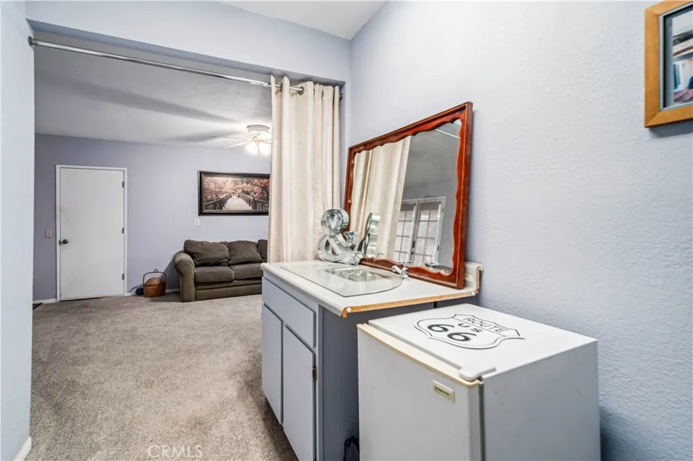 1734 W Lancaster Boulevard Lancaster, CA 93534