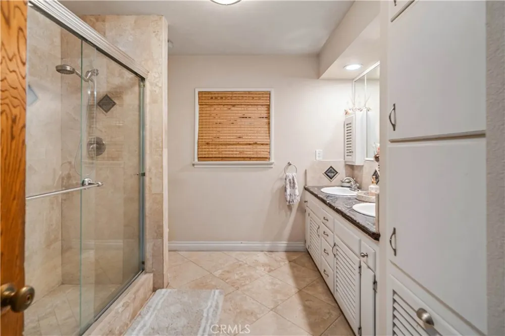 1734 W Lancaster Boulevard Lancaster, CA 93534