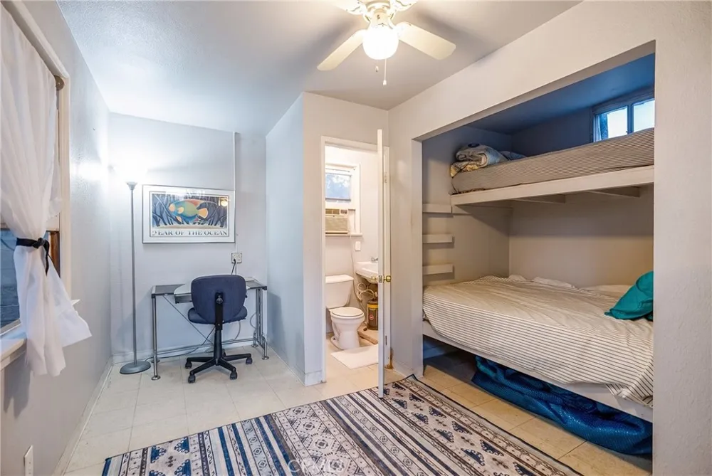 1734 W Lancaster Boulevard Lancaster, CA 93534