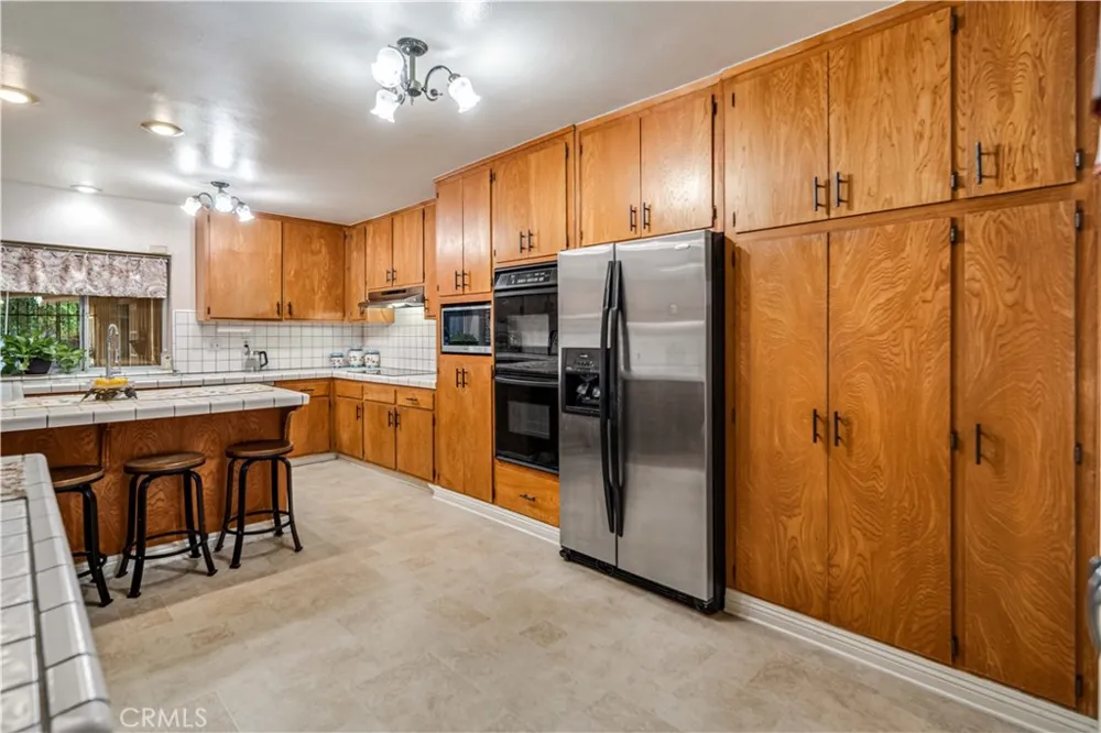 1734 W Lancaster Boulevard Lancaster, CA 93534