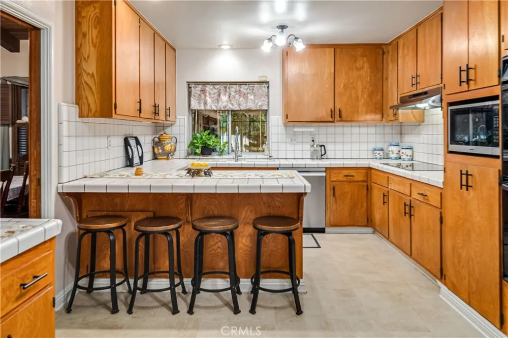 1734 W Lancaster Boulevard Lancaster, CA 93534