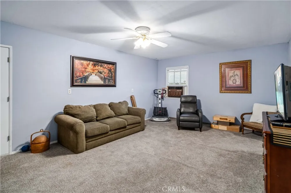 1734 W Lancaster Boulevard Lancaster, CA 93534
