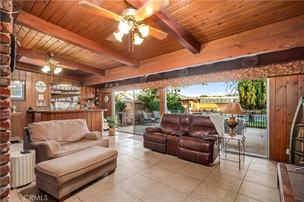 1734 W Lancaster Boulevard Lancaster, CA 93534
