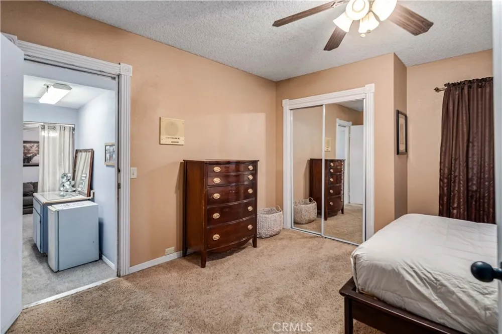 1734 W Lancaster Boulevard Lancaster, CA 93534