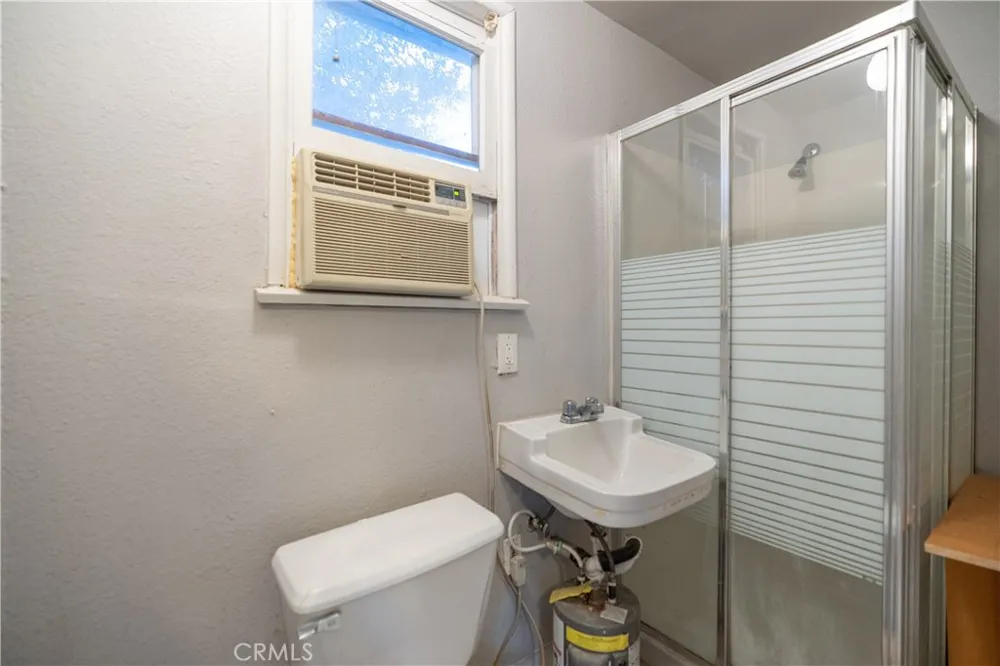 1734 W Lancaster Boulevard Lancaster, CA 93534