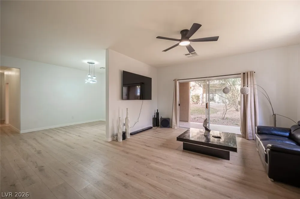 800 Peachy Canyon Circle #103 Las Vegas, NV 89144