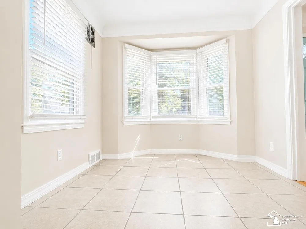 2130 Grindley Park Street Dearborn City, MI 48124