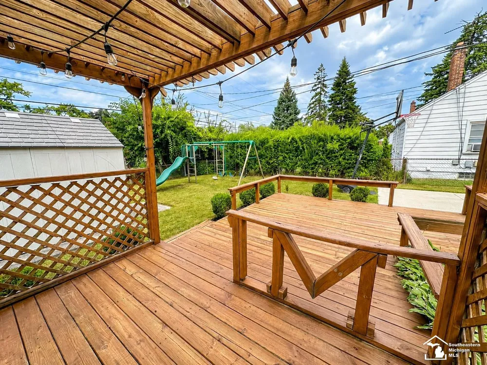 2130 Grindley Park Street Dearborn City, MI 48124