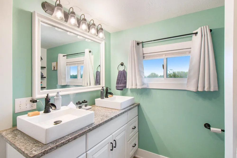 6420 Lamie Highway Vermontville Township, MI 49096