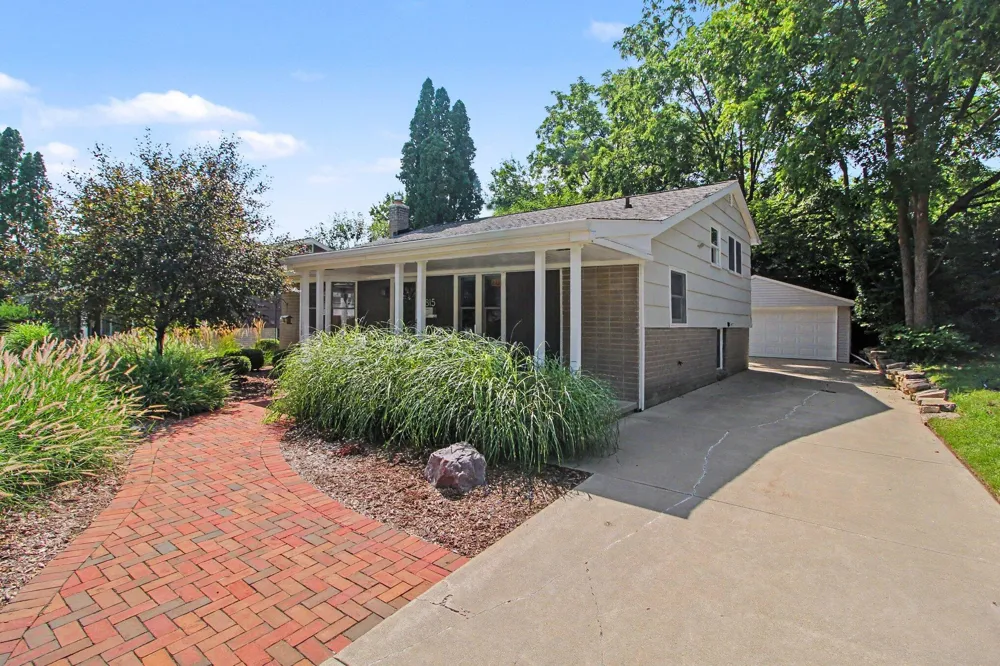 815 Sunrise Court Ann Arbor City, MI 48103