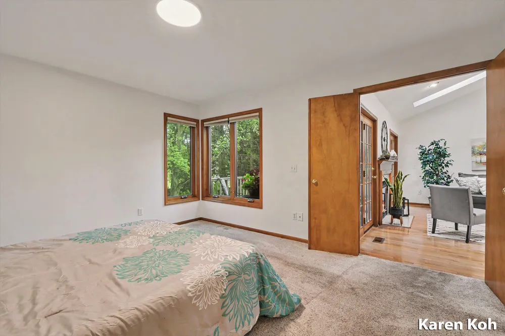1834 Cross Bend Street NE Grand Rapids City, MI 49505