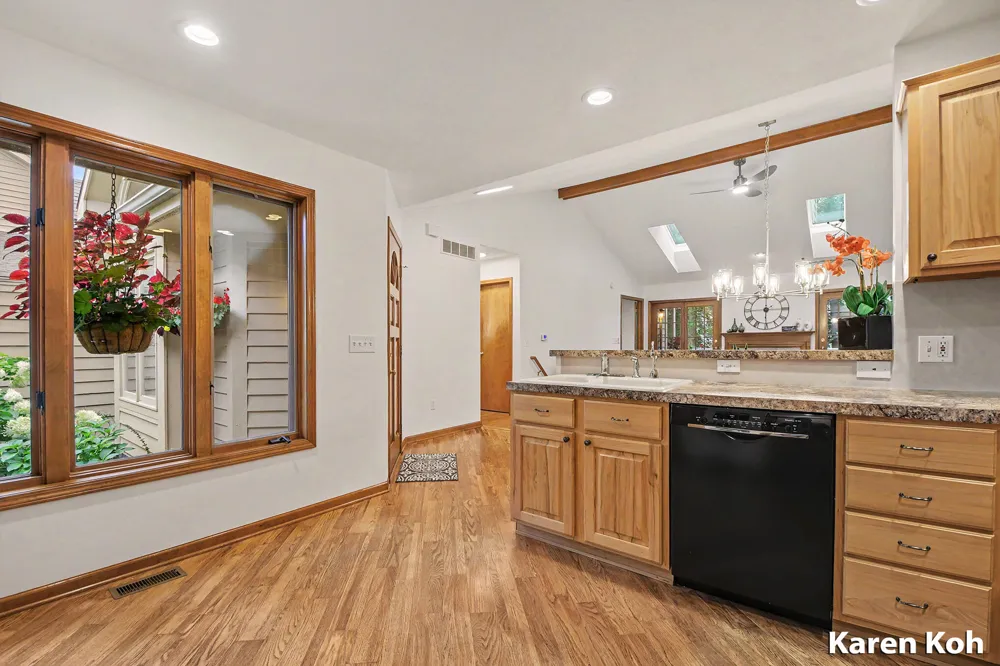 1834 Cross Bend Street NE Grand Rapids City, MI 49505
