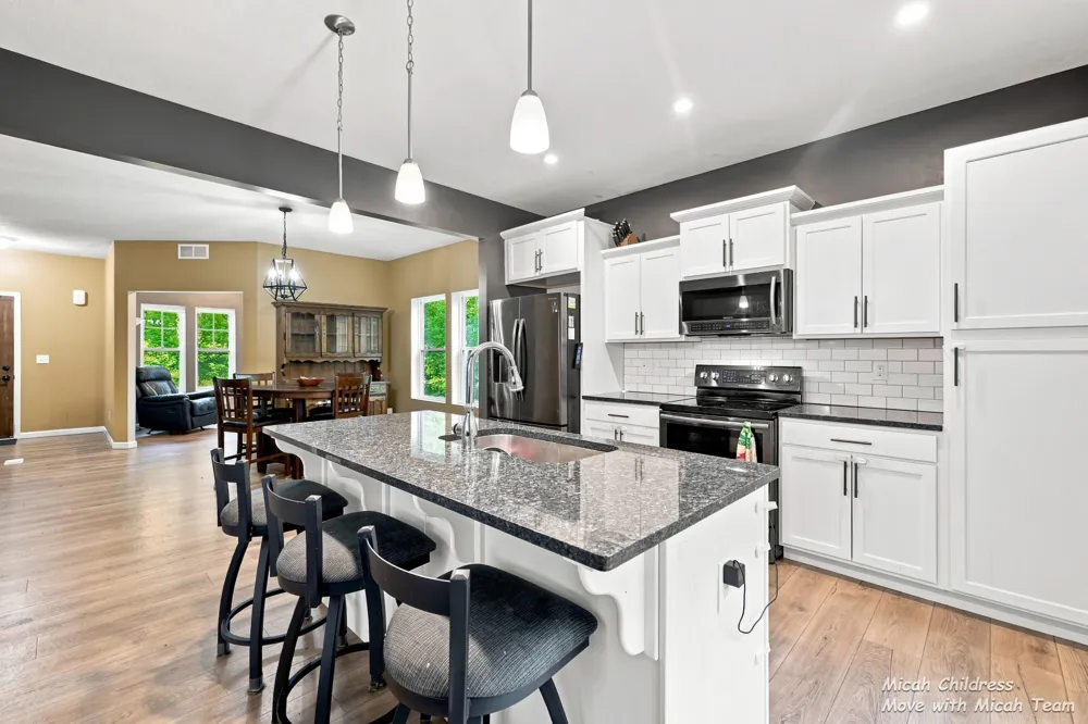 3813 Ryan Woods Circle Valley Township, MI 49010