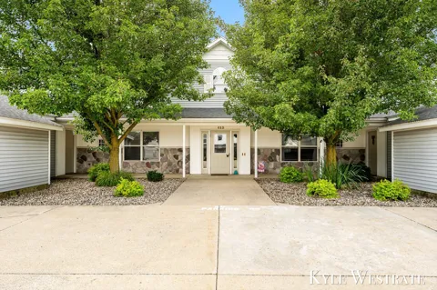 613 Trinity Drive ##2