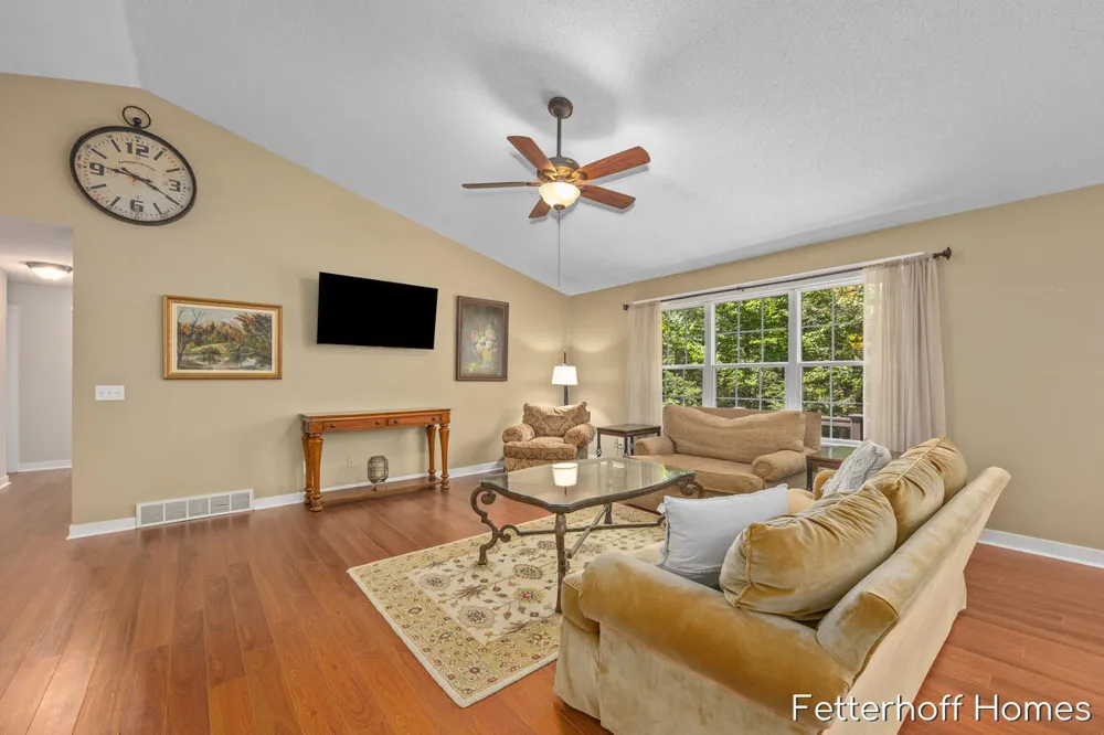 6615 Beech Creek Drive Fruitport Charter Township, MI 49415