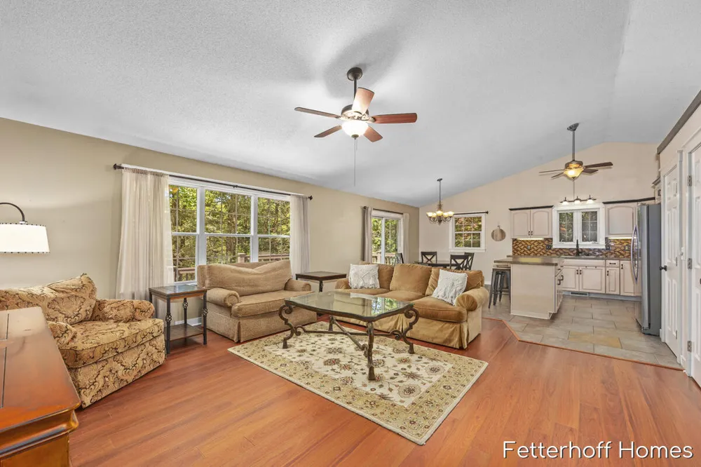 6615 Beech Creek Drive Fruitport Charter Township, MI 49415