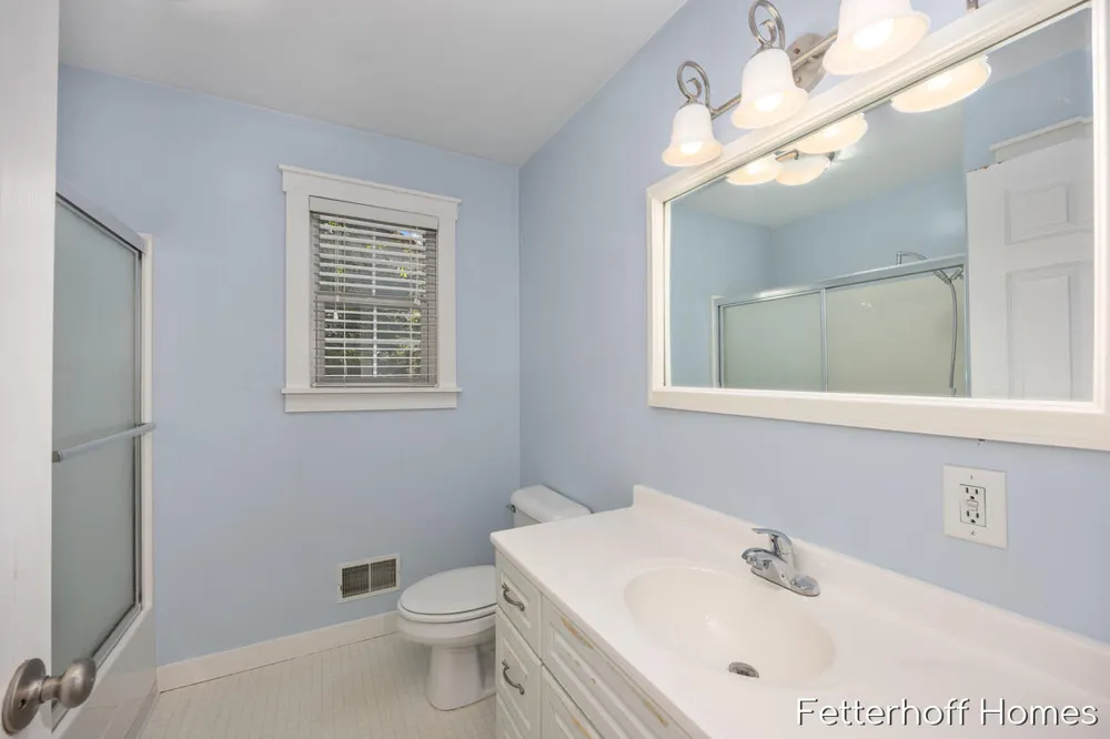 6615 Beech Creek Drive Fruitport Charter Township, MI 49415
