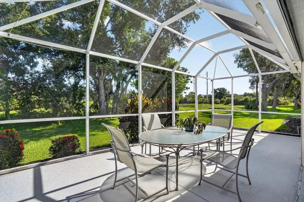 7165 MELROSE PLACE Bradenton, FL 34203