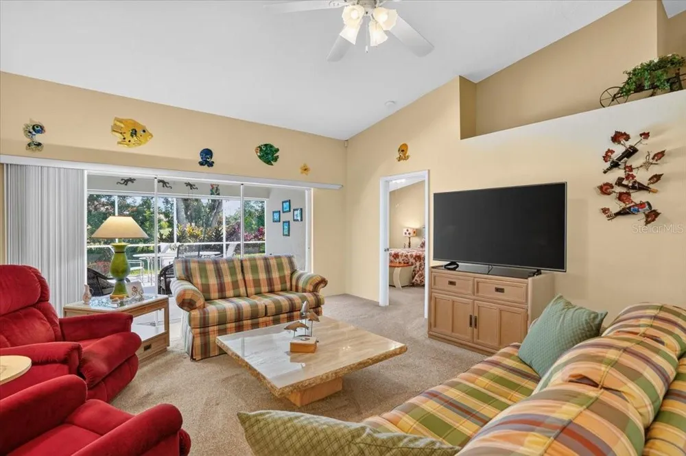 7165 MELROSE PLACE Bradenton, FL 34203