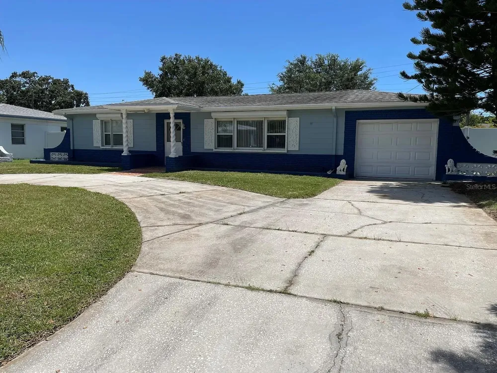 5003 58TH WAY Kenneth City, FL 33709