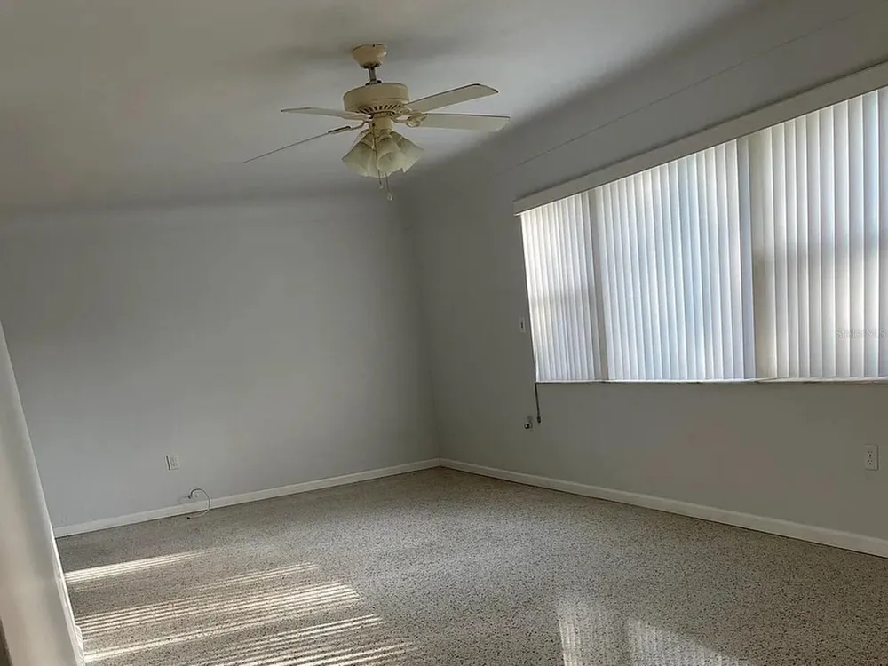 5003 58TH WAY Kenneth City, FL 33709