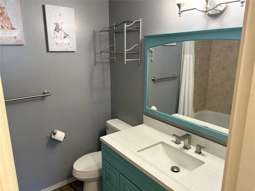6024 48TH AVENUE DRIVE E Bradenton, FL 34203