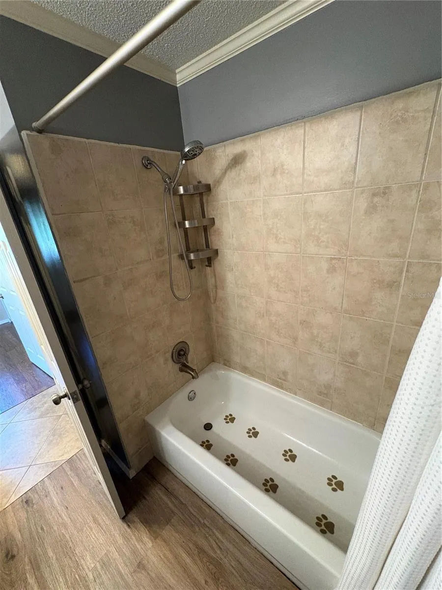 6024 48TH AVENUE DRIVE E Bradenton, FL 34203