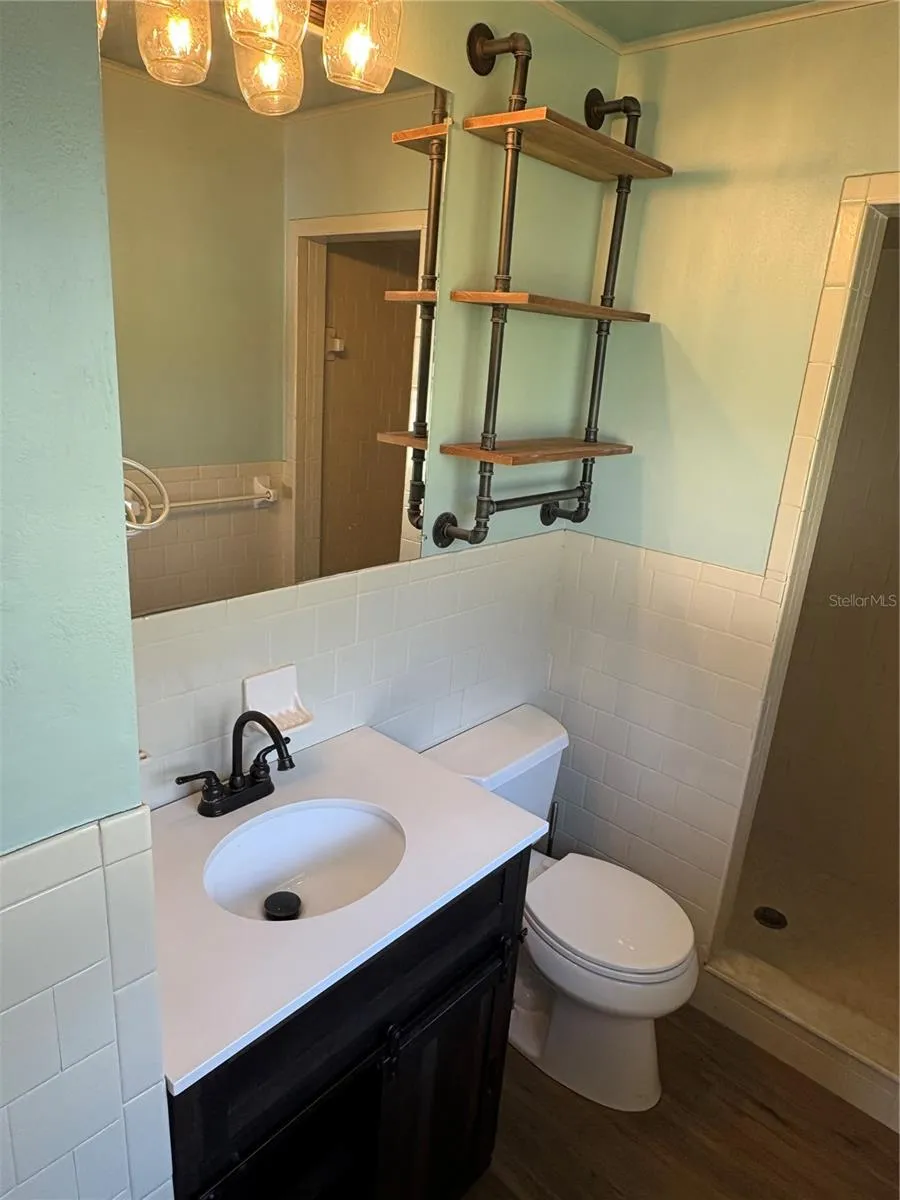 6024 48TH AVENUE DRIVE E Bradenton, FL 34203