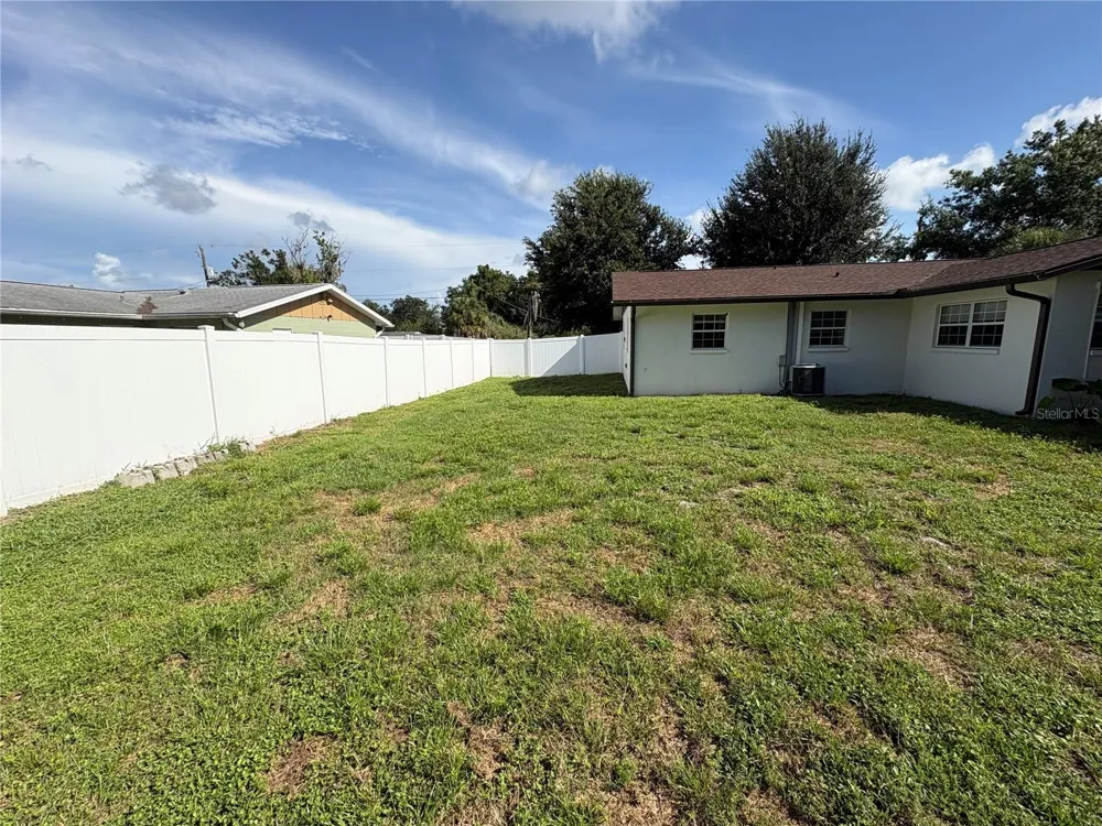 6024 48TH AVENUE DRIVE E Bradenton, FL 34203