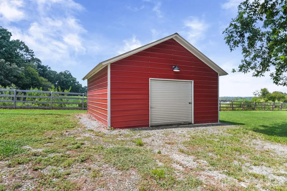 2915 Mills Harris Road Marshville, NC 28103