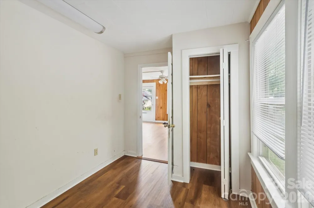 138 West Lane Brevard, NC 28712
